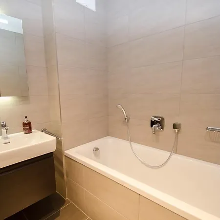 Superb Alpine By In One アパート *