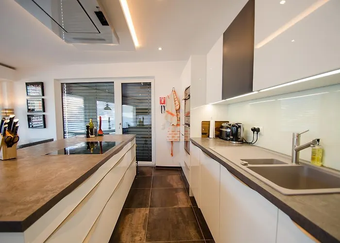 Superb Alpine By In One Apartman Zell am See